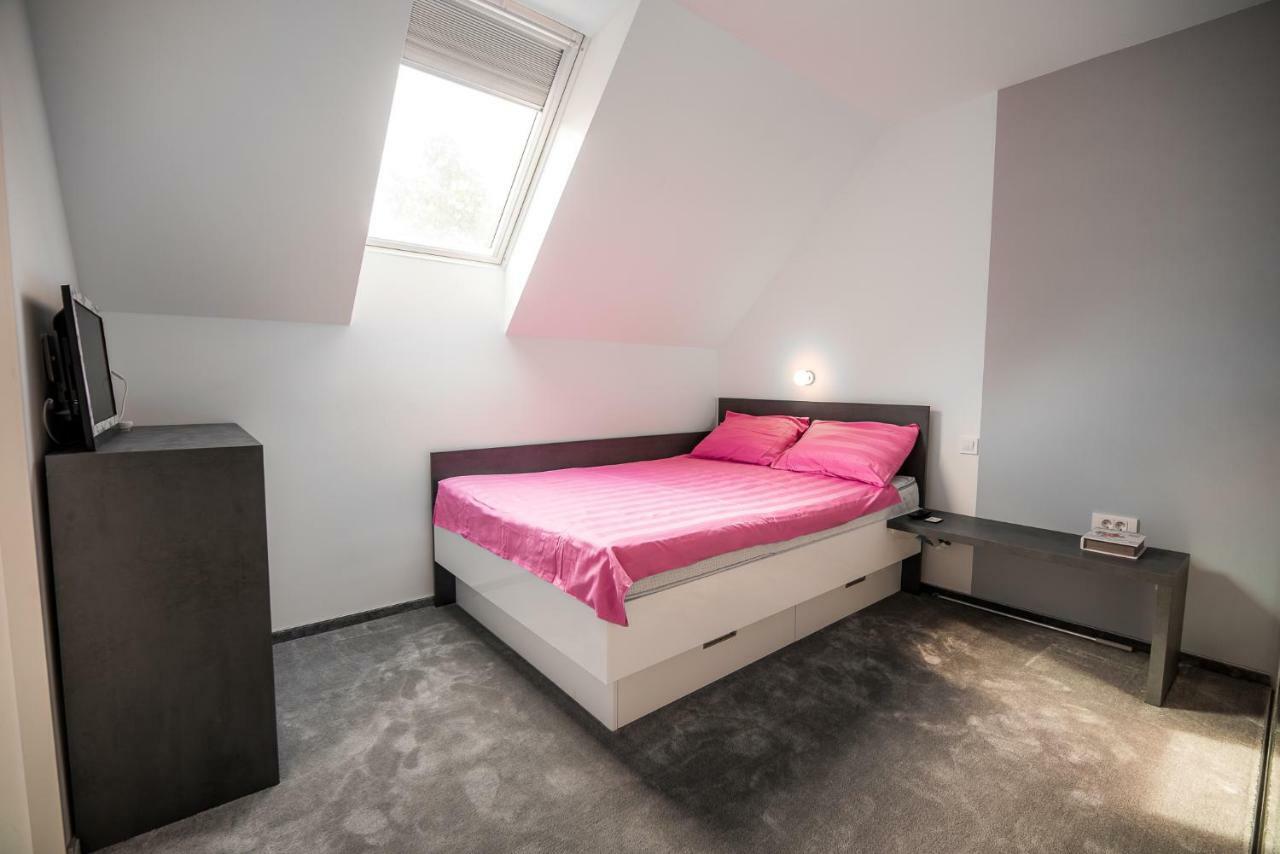 Golf Apartment With Spa Tickets Discount مورفسكه تيبليتسه المظهر الخارجي الصورة